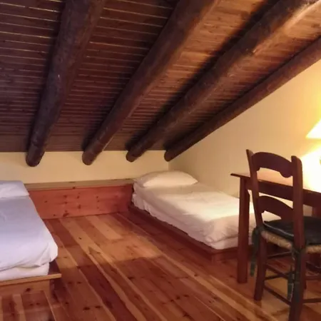 Casa Acogedora En Santa Leocadia * Sainte-Leocadie